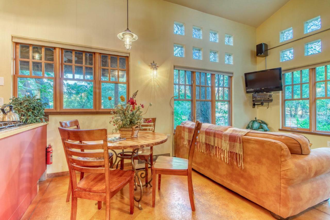 Creekside Guest Cottage Моаб Экстерьер фото